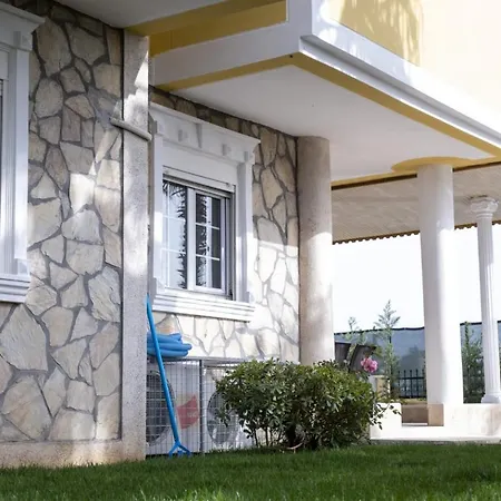 Stone B * Belek