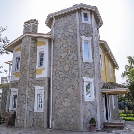 Stone B Villa *