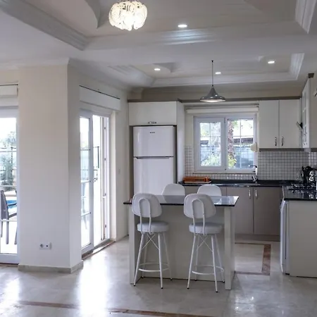 Stone B Villa *